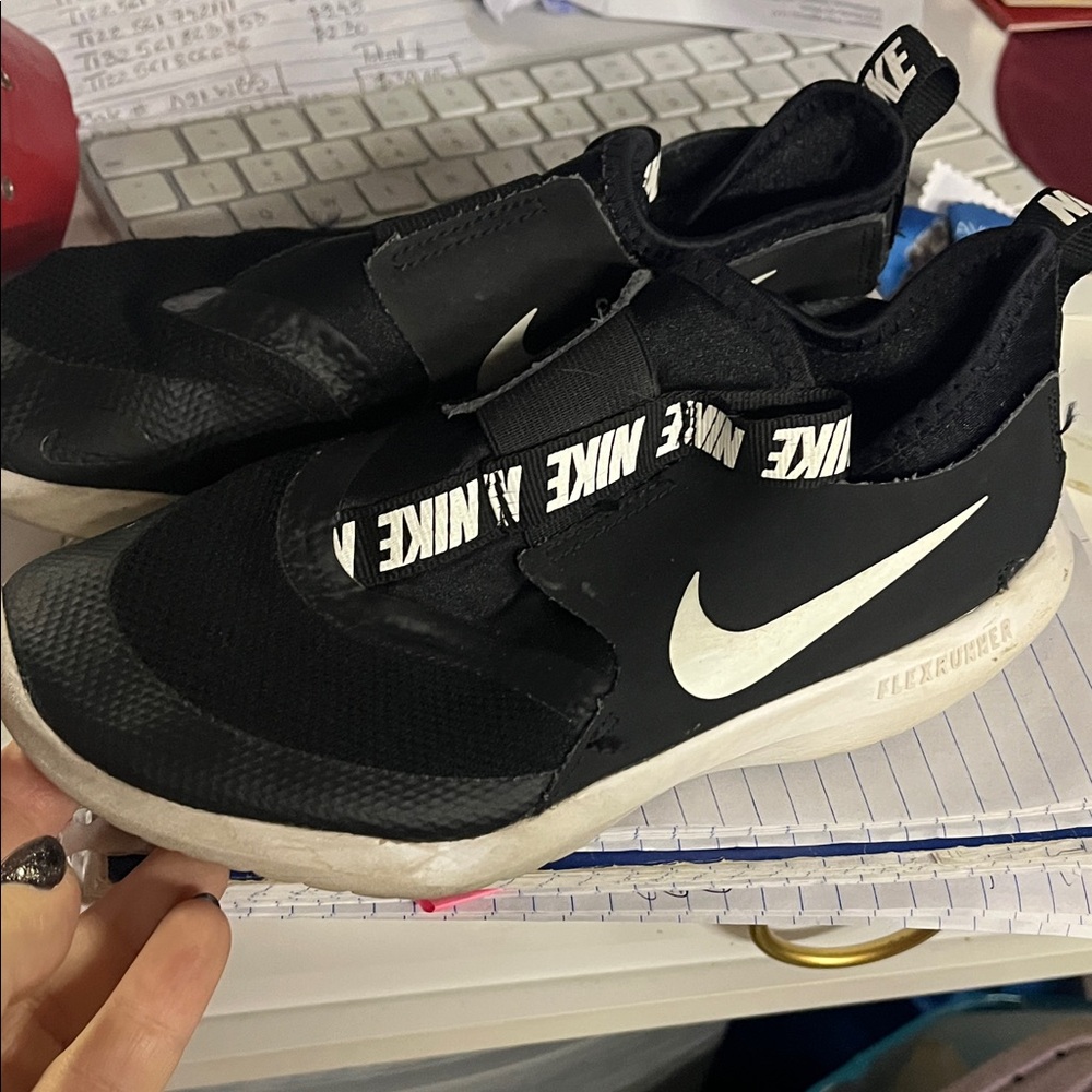 Nike Flex Runner Black and White Shoes